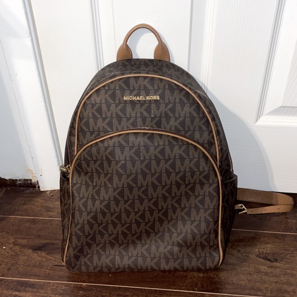 Large Micheal Kors backpacks main image 4
